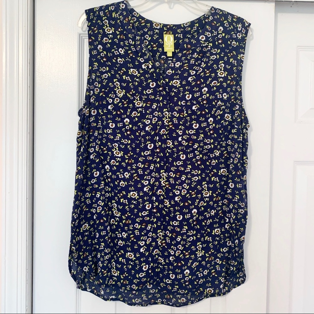 Navy Floral Flowy Tank sz XL